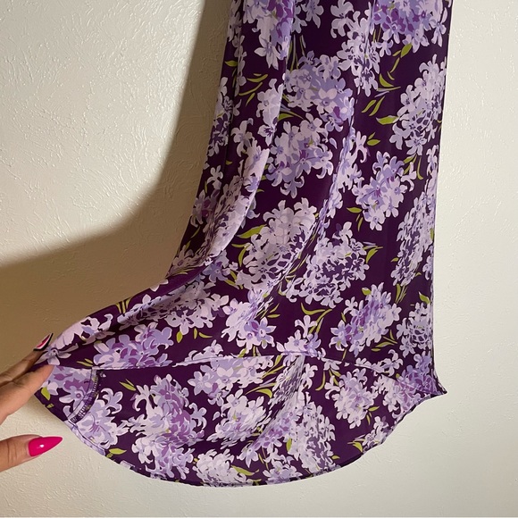 Express Purple Floral Dress - Picture 2 of 6